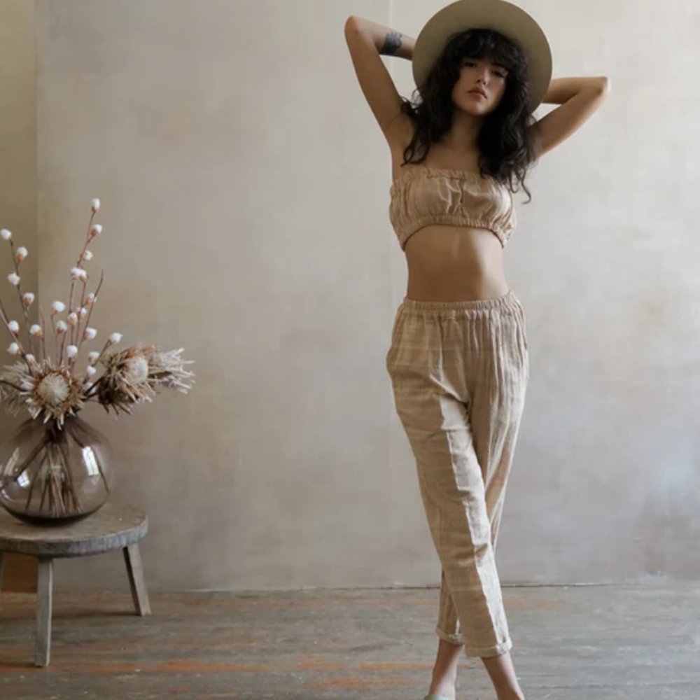 MIHA MADE - Linen Suit - Picture 3 of 8